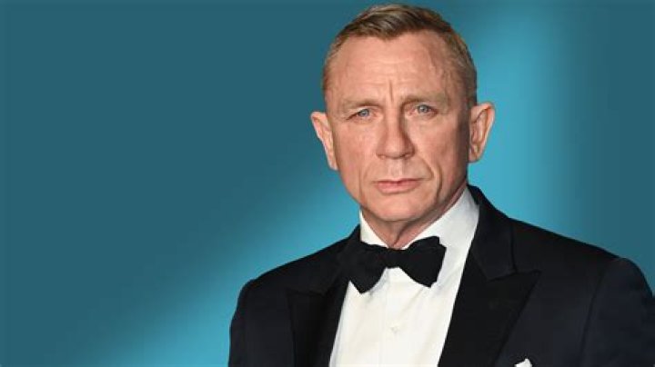 Movie Actor Daniel Craig wallpapers and images wallpapers, pictures