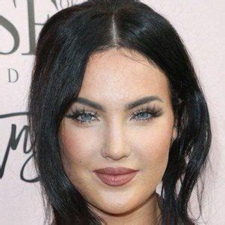 Natalie Halcro: The Journey Of A Multi-Talented Influencer