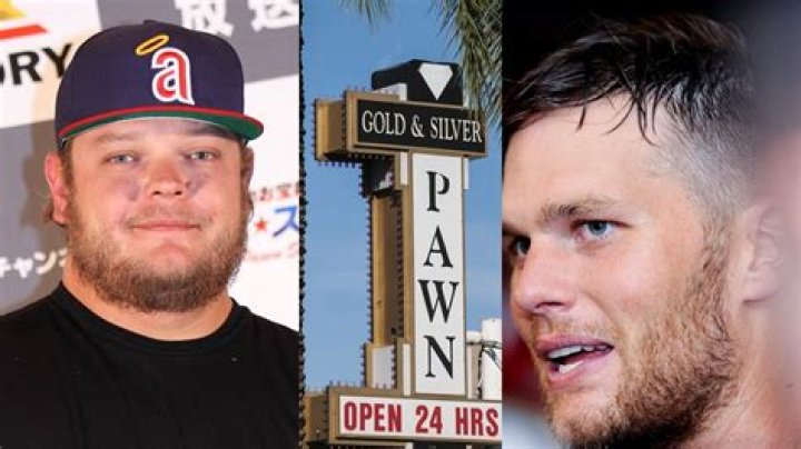 “Never See Another Quarterback as Good”: Pawn Stars’ Corey Seals the Deal on NFL
Goat Tom Brady’s Legendary Pro Bowl Jersey for $1800