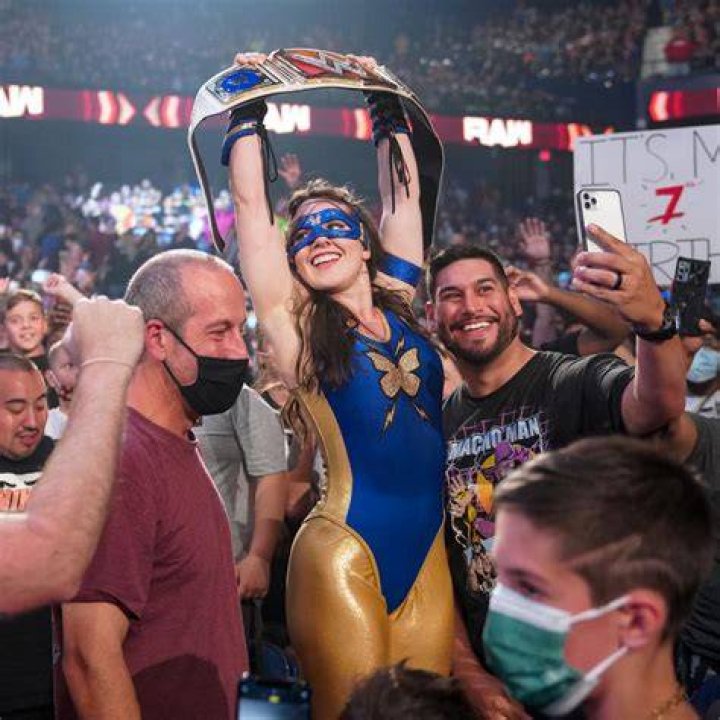 Nikki A.S.H. Raw Women's Champion Cropped