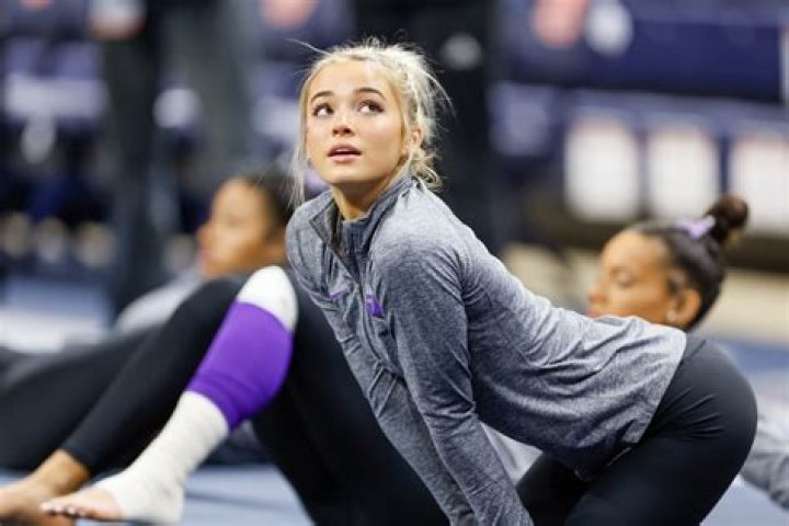 Olivia Dunne shows off new hairstyle ahead of NCAA women's gymnastics
