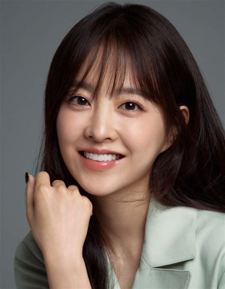 Park Boyoung Height, Weight, Age, Boyfriend, Family, Facts, Biography