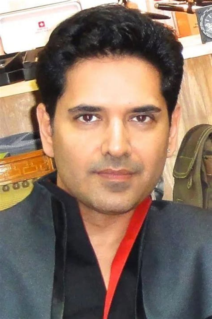 Photos of Anuj Sawhney on myCast