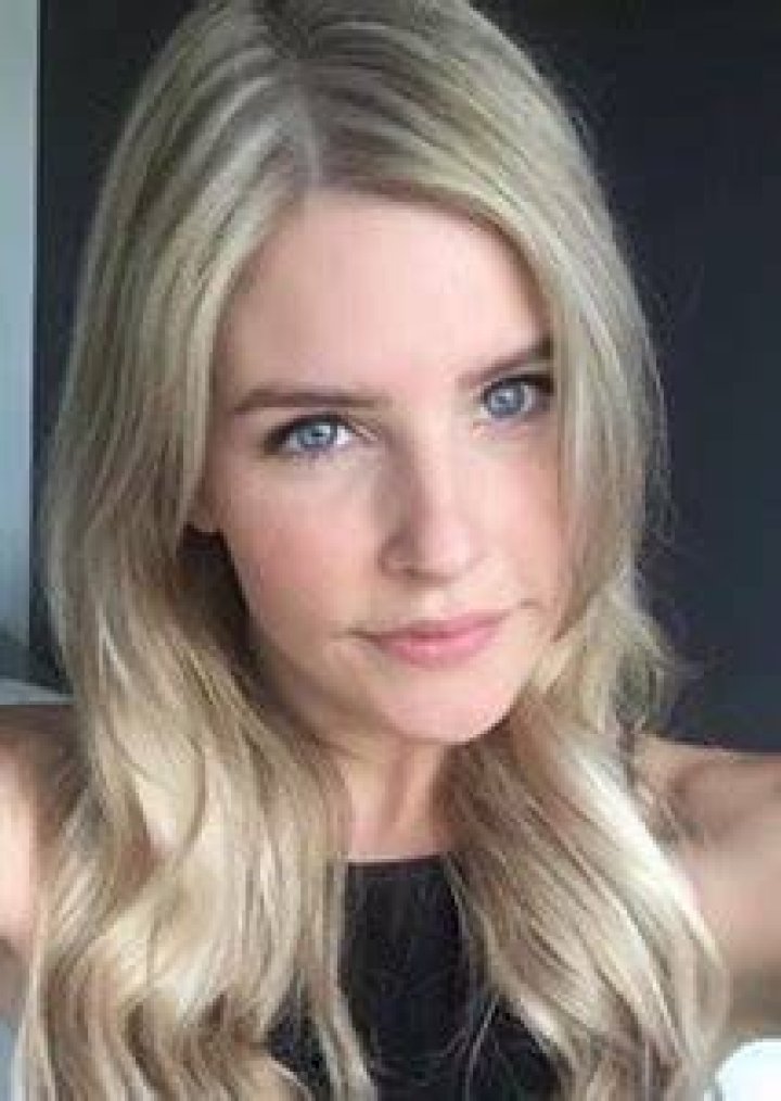 Photos of Jenna Rosenow on myCast