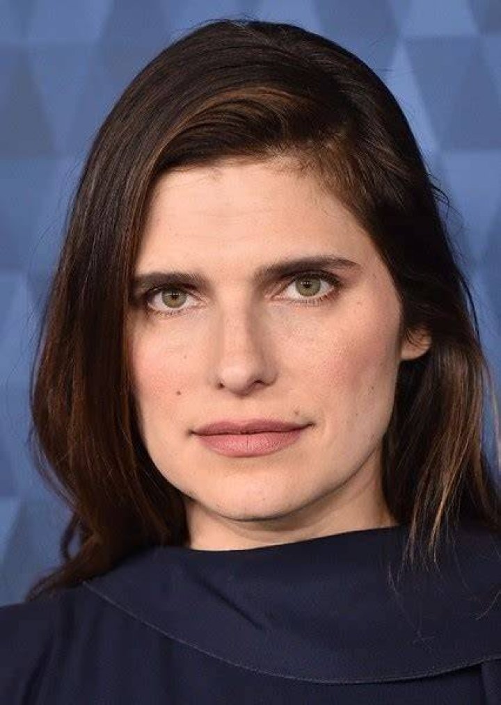 Photos of Lake Bell on myCast