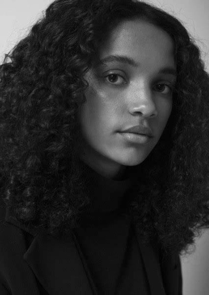 Photos of Lauren Julien-Box on myCast