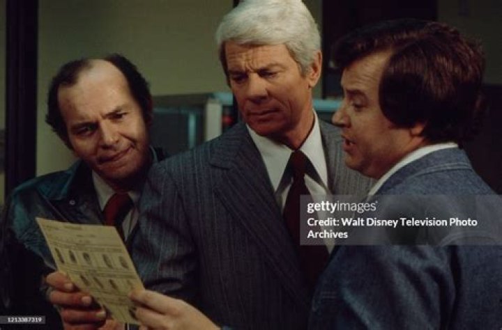 Photos of Tom Rosqui on myCast
