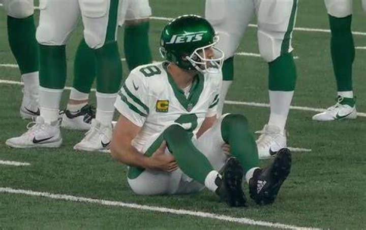 “Praying for Rodgers”- Former UFC Champ Joins Patrick Mahomes, Kevin Durant, and
Charles Woodson as Aaron Rodgers Suffers Achilles Injury in New York Jets vs.
Buffalo Bills