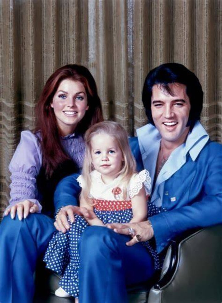 Priscilla Presley: A Glimpse Into Her Young Photos And Life