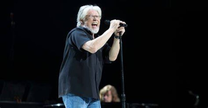 Review Bob Seger keeps old time rock and roll alive