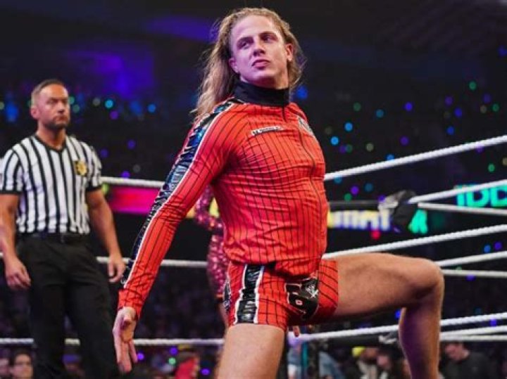 Riddle posing in the ring