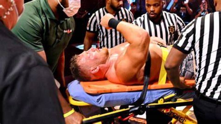 Ridge Holland Posts Graphic Photos Following Surgery