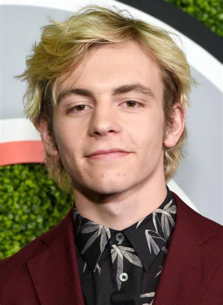 Ross Lynch Disney Wiki FANDOM powered by Wikia
