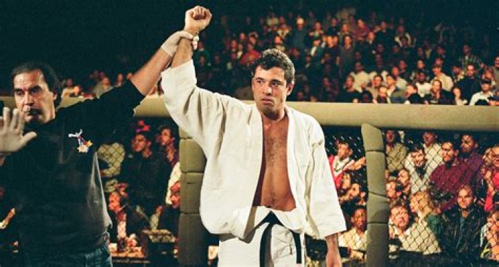 Royce Gracie squares off against Ken Shamrock