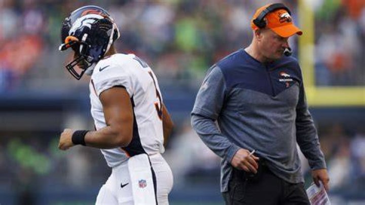 Russell Wilson and HC Nathaniel Hackett Part of the “Most Disorganized Offense”,
as NFL Analyst Takes Clear Stance on Denver Broncos’ Mediocre Start