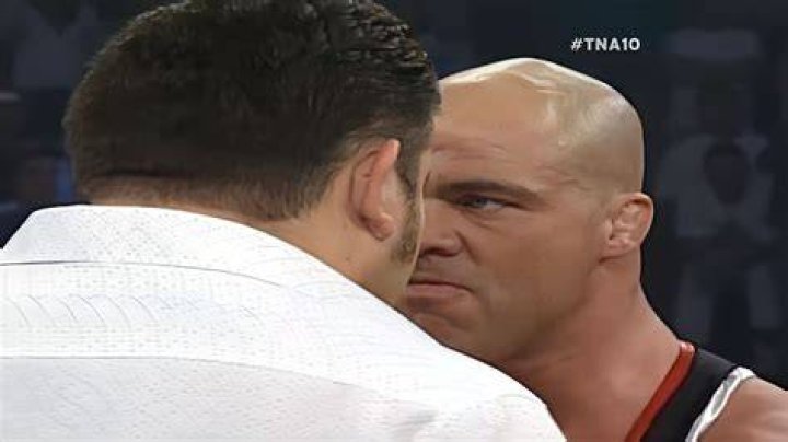 Samoa Joe Helps Kurt Angle