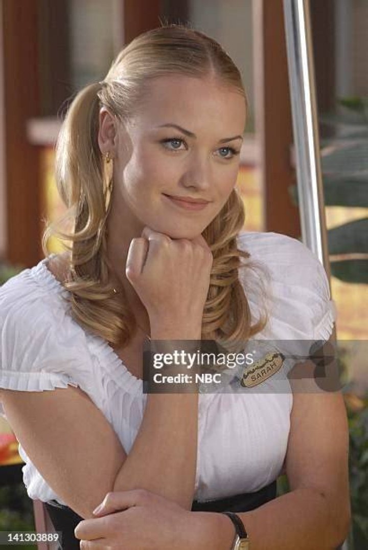 Sarah Walker (Chuck) Chuck Pinterest Cas and Sarah walker