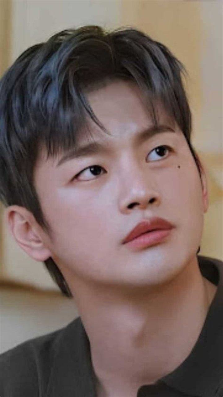 Seo In-Guk: The Journey Of A Versatile South Korean Entertainer