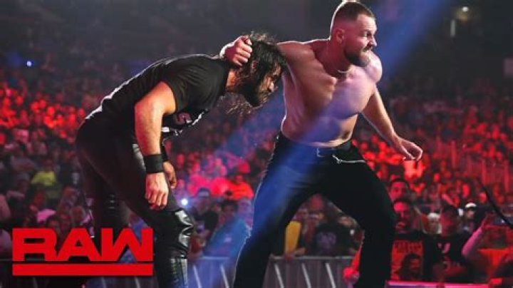 Seth Rollins Vs Dean Ambrose hell in a cell 2014