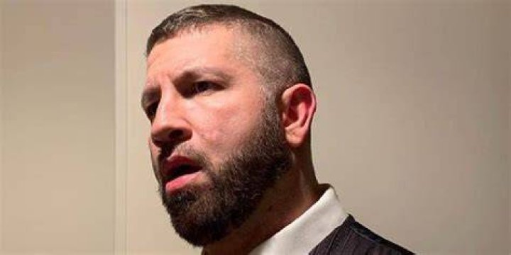 Shane Helms backstage Cropped