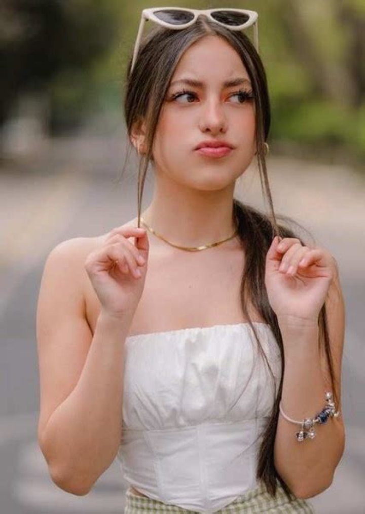 Shaula Ponce Fan Casting