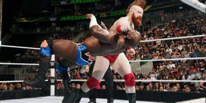 Sheamus vs Apollo Crews WWE Money in the Bank 2016