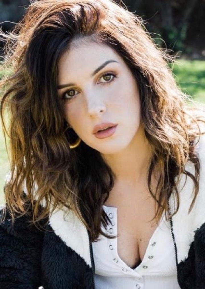 Shenae Grimes-Beech Fan Casting
