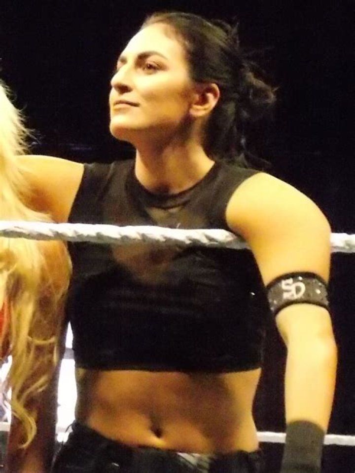 Sonya Deville Cropped