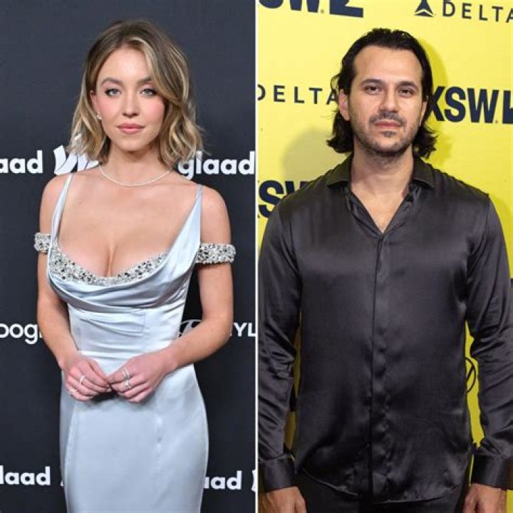 Sydney Sweeney & BF Jonathan Davino Are Engaged &mdash; See Her Ring!