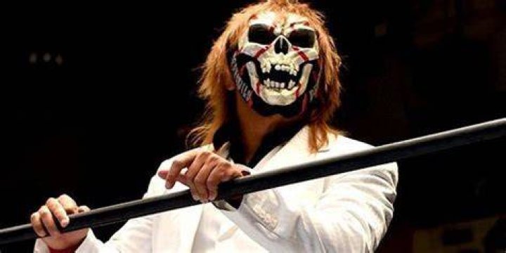 Testsuya Naito wearing his entrance attire.