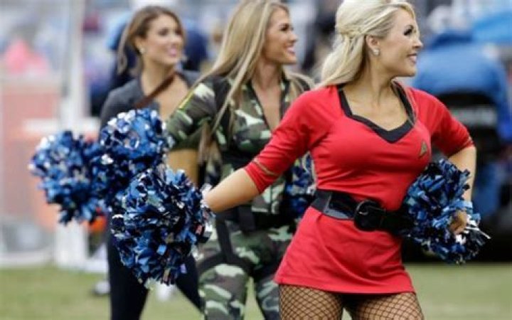 The 25 Hottest Cheerleaders in the 2011 NCAA Tournament Bleacher
