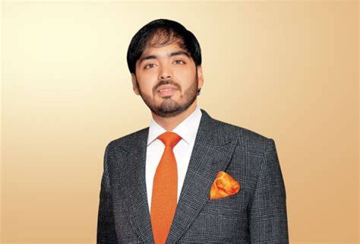 This New Pic Of Anant Ambani And Radhika Merchant Proves They're Deeply
