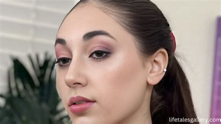 Tiana Blow Age, Net Worth, Boyfriend, Bio, Wiki, Best Photos, Height