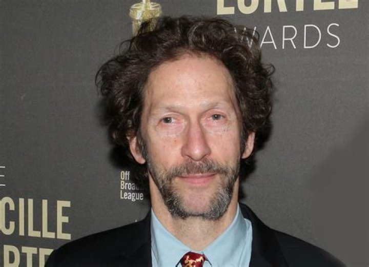 Tim Blake Nelson as Cletus Spuckler in The Simpsons