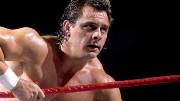 Top 20 Wrestlers Who Wasted Huge Amounts Of Money