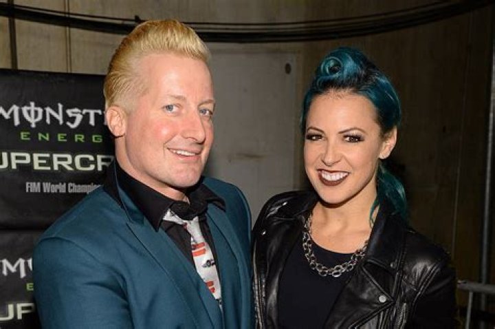 Tre Cool and Wife Sara Rose Lipert attend the Tower Cancer Research