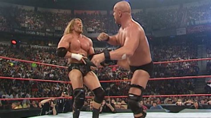 Triple H v Steve Austin No Way Out 2001 Cropped