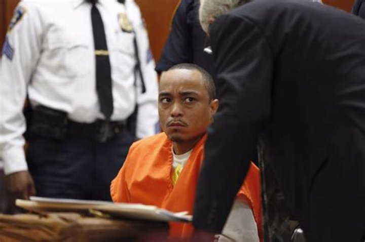 Tyrone Howard, Man Charged With Killing Officer, Gets Maximum Term in