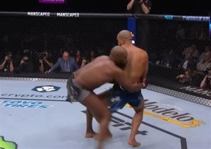 UFC Legend Blames “Lying Memories” and Makes a New Claim About Jon Jones vs.
Ciryl Gane – “Jon Never Tried to Take Him Down Once”