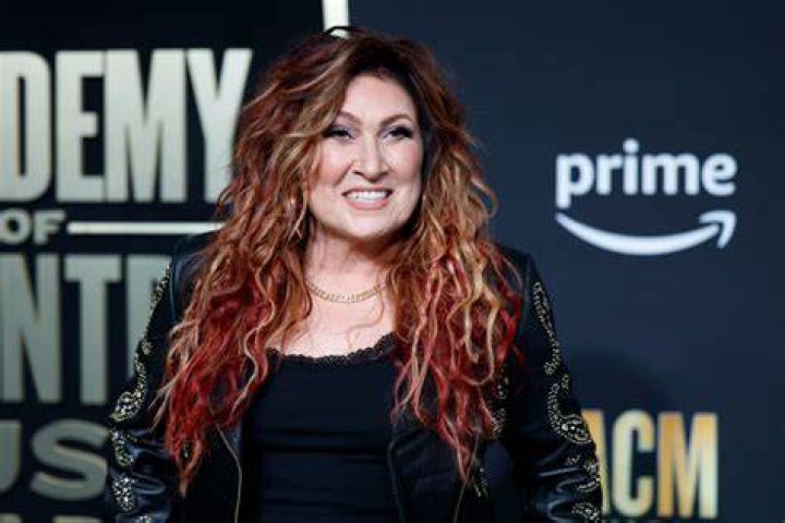 Unveiling The Truths: Jo Dee Messina's Accident And Its Impact