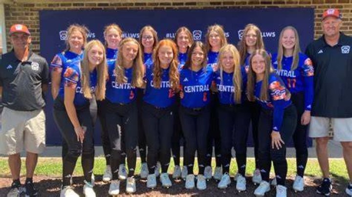 VIDEO: Illinois Upset the Reigning World Champions to Win the 2023 Senior League
Softball World Series
