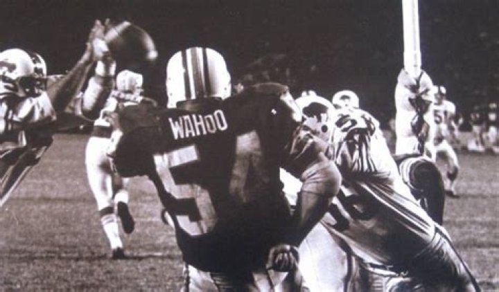 Wahoo McDaniel in football