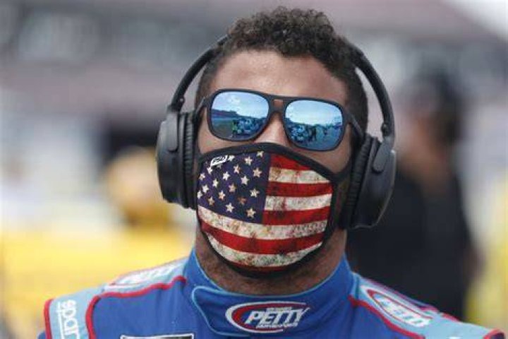 WATCH: Bubba Wallace Reveals What Grooves Get Him in the Zone Before a Race