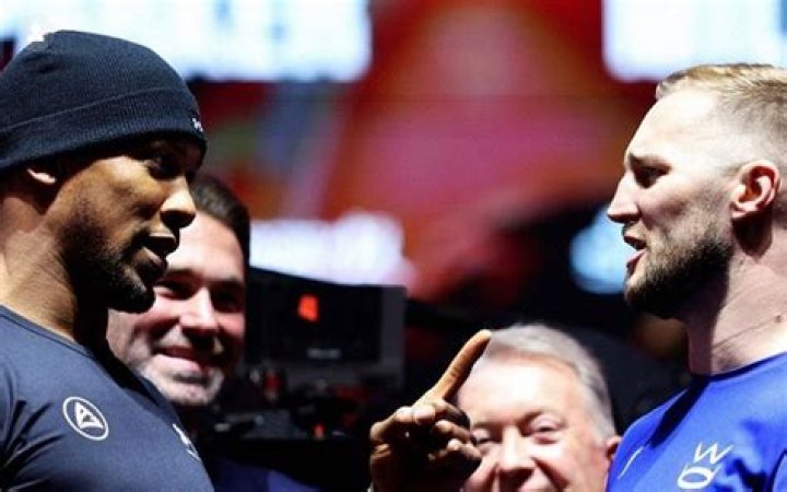 Watch: Minutes After Win Over Otto Wallin, Anthony Joshua Has Fun Backstage With
Tony Bellew and Derek Chisora