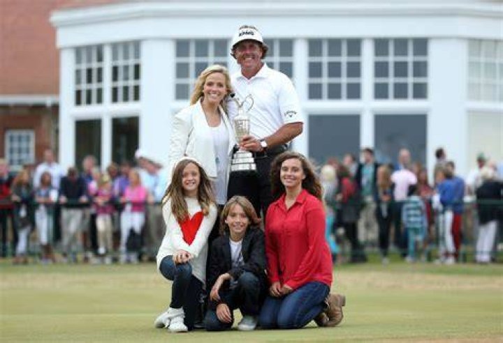 What are Phil Mickelson’s Kids Doing Now?