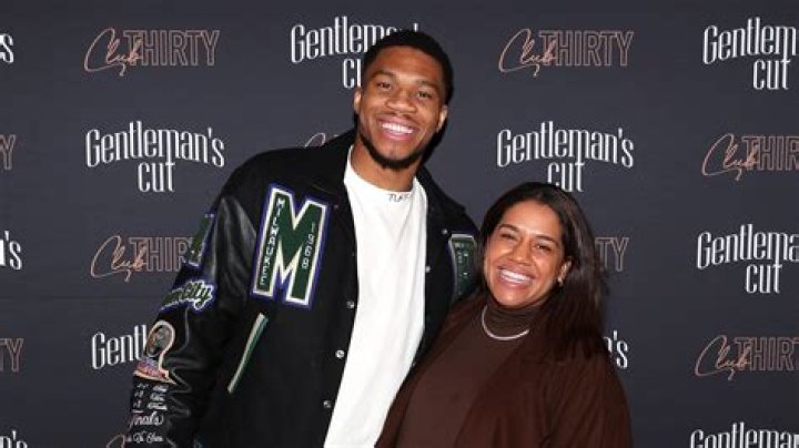 “What Is Worse.. Tattoo Pain or Giving Birth?”: Giannis Antetokounmpo’s Wife
Welcomes 2023 by Leaving Fans Amazed