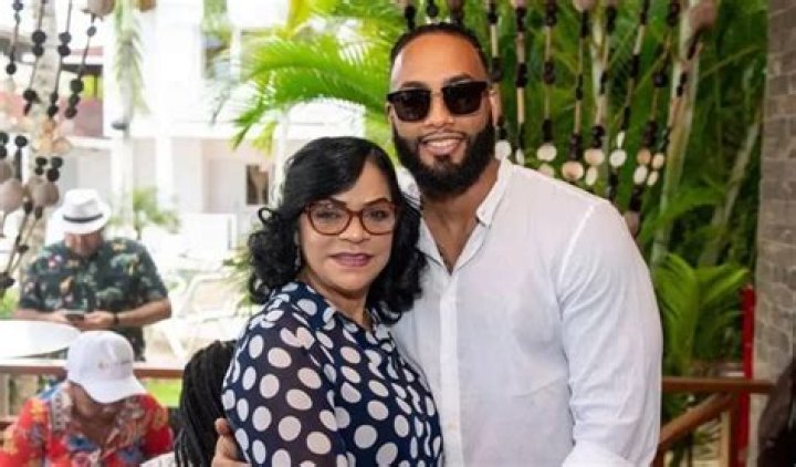 Who Is Allan Mueses? Wife, & Net Worth (2024)