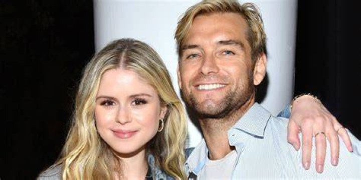 Who Is Antony Starr Wife Lucy McLay? His Married Life & Girlfriends