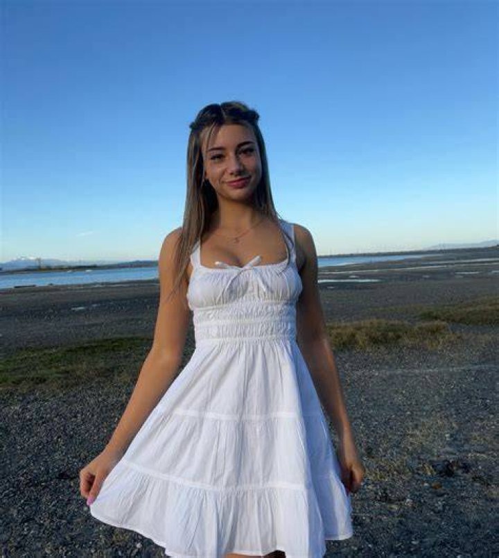Who Is Mikayla Campinos? leaked viral video pickles twitter sparks
