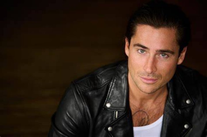 Who Is Olivier Renaud's Wife? Is The Canadian Actor Married?